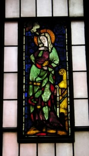 Précieux vitrail de l'Annonciation, chapelle Nord (vers 1330-1340). Cliché personnel