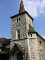 Eglise catholique de Cernier. Cliché personnel