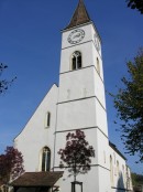 Vue de l'église réformée (1525) de Sissach. Cliché personnel (oct. 2008)