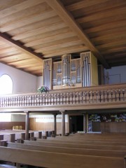 Vue de la nef en direction de l'orgue. Cliché personnel