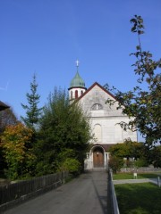 Vue de l'église catholique de Biberist. Cliché personnel (oct. 2008)