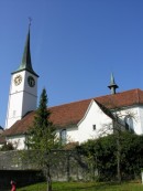 Vue de l'église St. Georg d'Oensingen. Cliché personnel (oct. 2008)