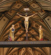 Le grand Calvaire à l'entrée du choeur: le Christ, Marie et Saint Jean (vers 1430). Cliché personnel