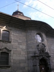 Eglise de la Visitation: façade donnant sur la rue. Cliché personnel