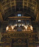 Autre vue de l'orgue de la Madeleine. Cliché personnel (nov. 2009)