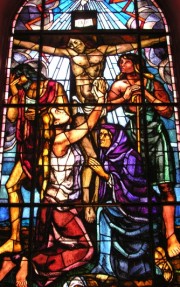 Détail du vitrail axial de la Crucifixion. Cliché personnel