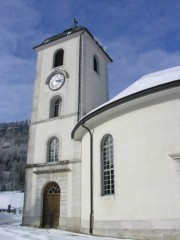 Vue du Temple de St-Sulpice, Val-de-Travers. Cliché personnel 