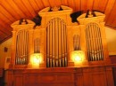 Vue de l'orgue historique F. Goll (1897) du Temple de Travers. Cliché personnel (fév. 2009)