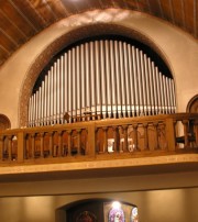 Une dernière vue de l'orgue Kuhn. Cliché personnel