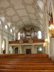Vue des grandes orgues depuis la nef. Cliché personnel