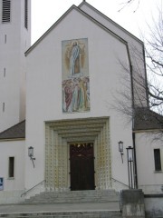 Vue rapprochée de la façade (avec mosaïque de G. Severini, 1930). Cliché personnel