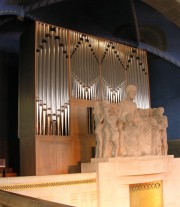 Une dernière vue de l'orgue Metzler, inauguré à Pâques 2009. Cliché personnel (avril 2009)