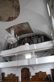 Vue intérieure en direction de l'orgue Goll. Cliché personnel
