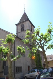 Le temple de Cully. Cliché personnel (mai 2009)