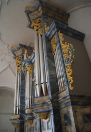 Vue de l'orgue en tribune. Cliché personnel (6 juin 2009)