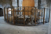 Les soufflets mécaniques de l'orgue, dans la chapelle St-Michel. Cliché personnel