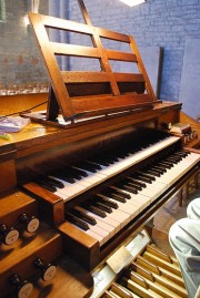 Vue de la console de l'orgue. Cliché personnel