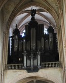 Vue de l'orgue de tribune Ghys, église St-Michel, Dijon. Cliché personnel (juin 2009)