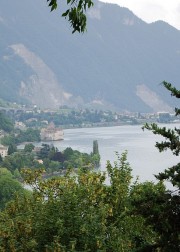 Vue sur le Château de Chillon depuis le parvis du Temple de Montreux. Cliché personnel