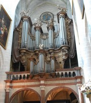 Vue de l'extraordinaire orgue Riepp de Dole. Cliché personnel (juillet 2009)