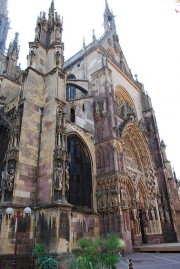 Une dernière vue partielle de cette Collégiale de Thann. Cliché personnel (08.2009)