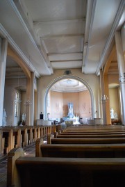 Vue intérieure de la nef en direction du choeur. Cliché personnel