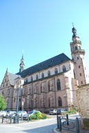Vue de l'église de Molsheim. Cliché personnel (août 2009)
