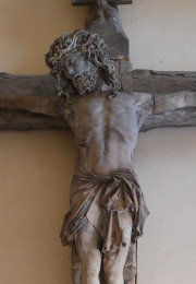 Vue détaillée de la tête du Christ en Croix (Croix monolithique de 1480). Cliché personnel