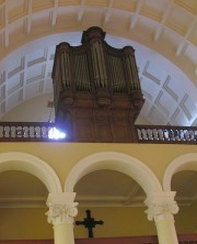 Une dernière vue de cet orgue (éclaircie). Cliché personnel (revu en oct. 2009)