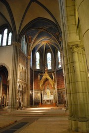 Vue de la nef de l'église N.-Dame à Vevey (début des travaux de restauration). Cliché personnel (oct. 2009)