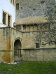 Château de Neuchâtel, partie romane. Cliché personnel