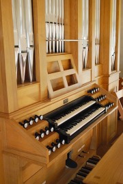 Vue de la console de l'orgue. Cliché personnel