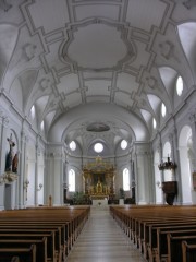 Nef de cette grande église de Saignelégier (60 m de long). Cliché personnel