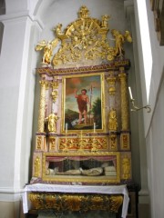 Autel sud de l'église: tableau de St-Jean-Baptiste de 1835. Reliques provenant des catacombes romaines de St-Calliste. Cliché personnel