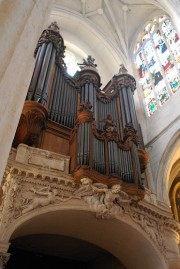 Autre vue du grand orgue en contre-plongée. Cliché personnel