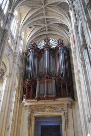 Une dernière vue du Grand Orgue Van den Heuvel. Cliché personnel (nov. 2009)