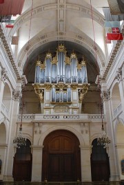 Une dernière vue du Grand Orgue de l'église des Invalides. Cliché personnel (nov. 2009)