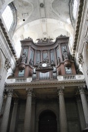 Vue du Grand Orgue C.-Coll depuis le milieu de la nef. Cliché personnel