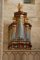 Vue de l'orgue de choeur J. Wimola à Heiligenkreuz. Crédit: //pipedreams.publicradio.org/events/tours/austria_2009/day_11/