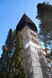 Une vue du clocher de l'église (en travaux, en mars 2010). Cliché personnel