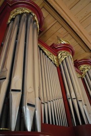 Détail des tuyaux de l'orgue. Cliché personnel