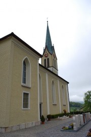 Vue de l'église de Ramiswil. Cliché personnel (mai 2010)