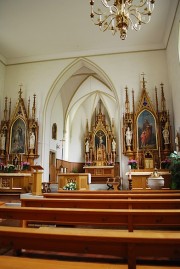 Vue des trois autels de l'église. Cliché personnel