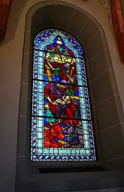 Vitrail de L. Steck dans le choeur (Nativité). Cliché personnel