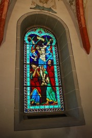 Vitrail du choeur (L. Steck: Crucifixion). Cliché personnel