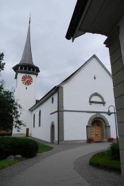 Vue de l'église de Belp. Cliché personnel (juillet 2010)