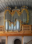 Vue de l'orgue Genève SA (1963) de l'église de Gränichen. Cliché personnel (août 2010)