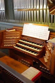 Vue de la console de l'orgue. Cliché personnel