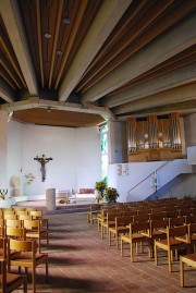 Vue intérieure avec l'orgue. Cliché personnel