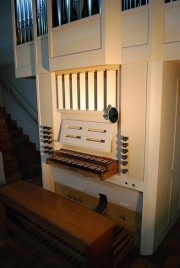 Vue de la console de l'orgue Goll. Cliché personnel